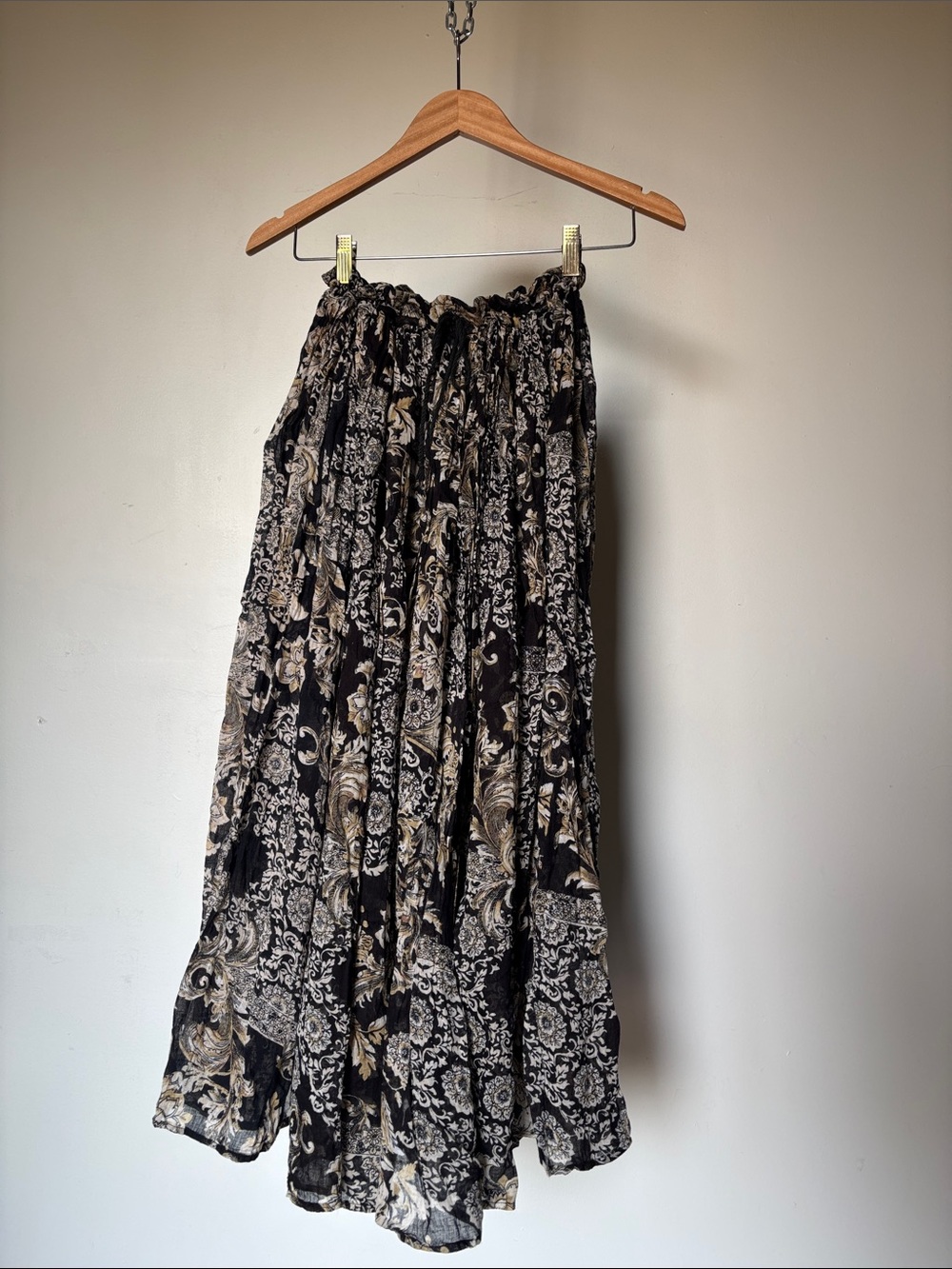 Vintage Paisley Maxi Skirt Black & Cream